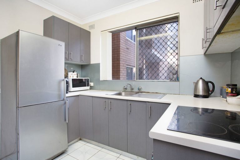 2/8 Factory Street, North Parramatta NSW 2151 - photo 3