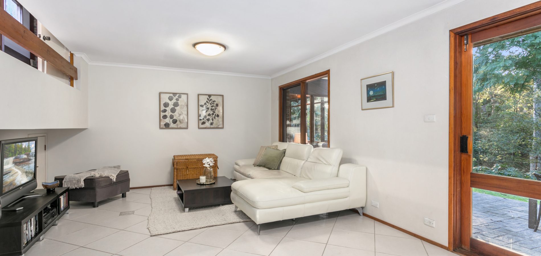 50 Ulundri Drive, Castle Hill NSW 2154 - photo 6