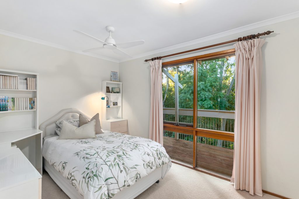 50 Ulundri Drive, Castle Hill NSW 2154 - photo 9