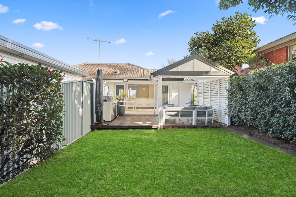 68 & 68a Naomi Street South, Winston Hills NSW 2153 - photo 11