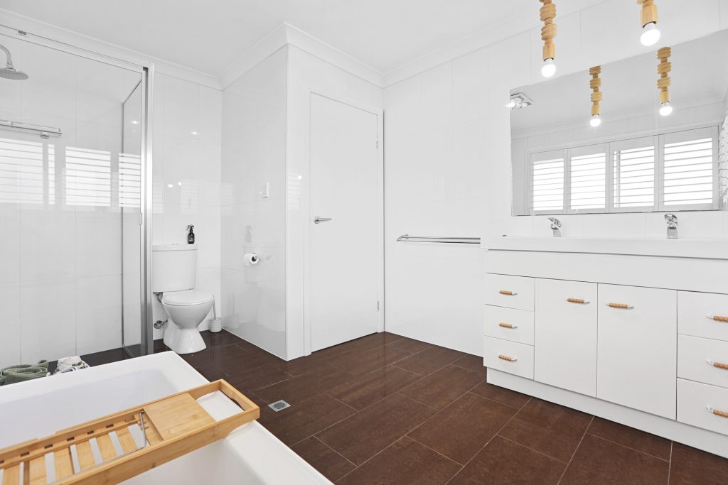 68 & 68a Naomi Street South, Winston Hills NSW 2153 - photo 8