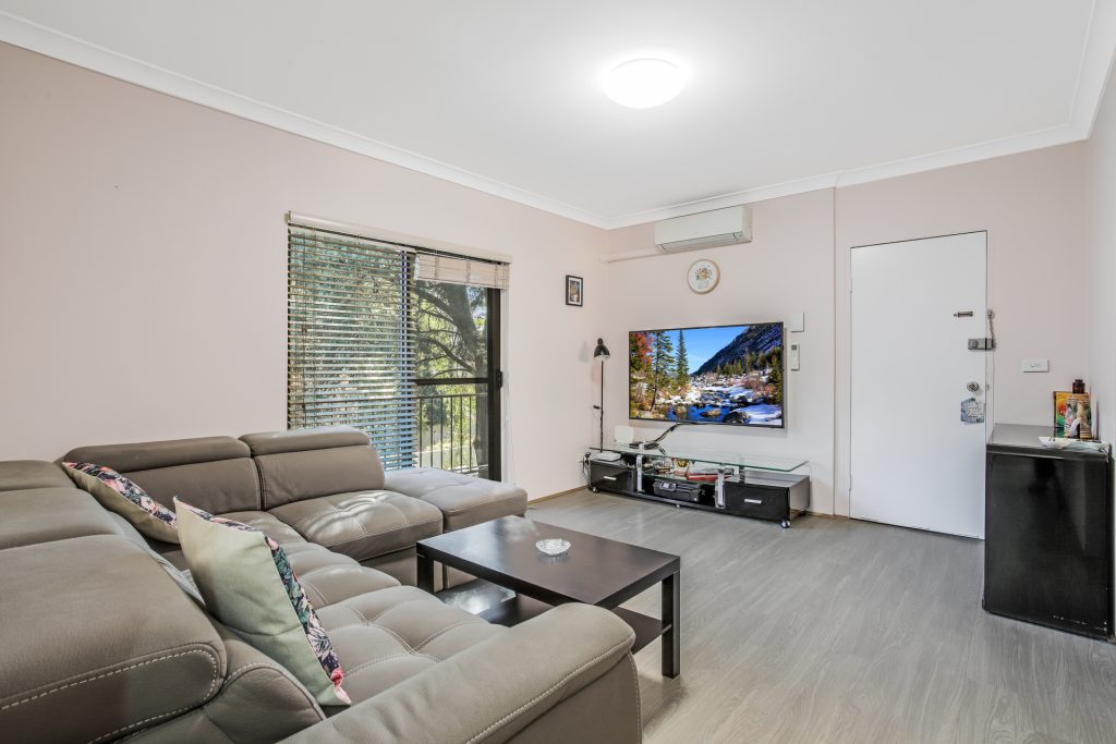 5/23 Helen Street, Westmead NSW 2145 - photo 2