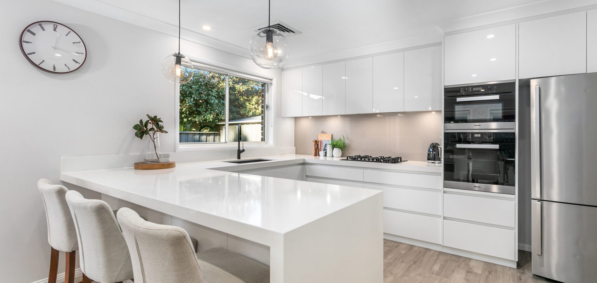 19 Windarra Place, Castle Hill NSW 2154 - photo 2