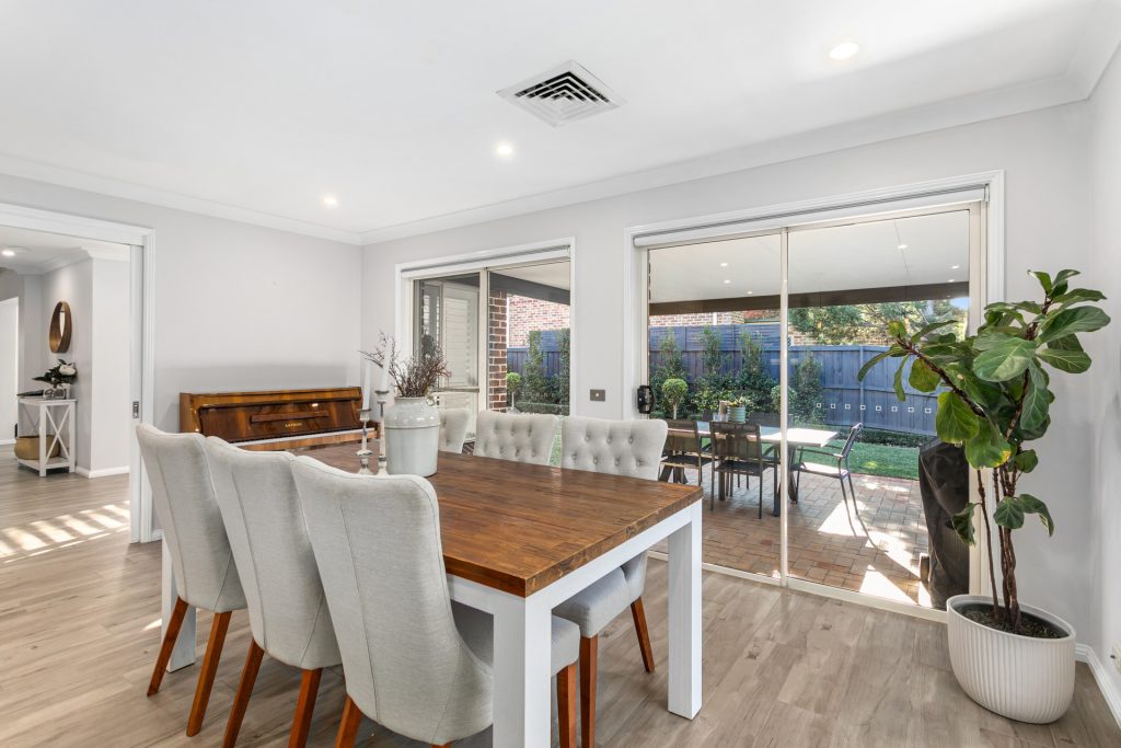 19 Windarra Place, Castle Hill NSW 2154 - photo 5