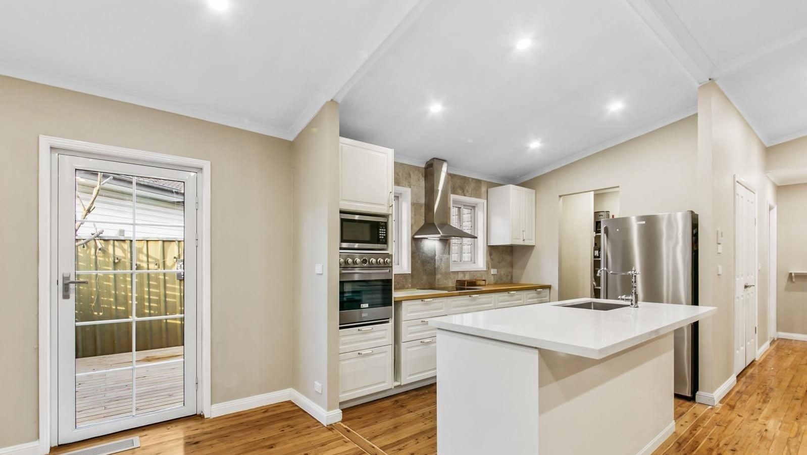 12 Drake Place, Blacktown NSW 2148 - photo 4