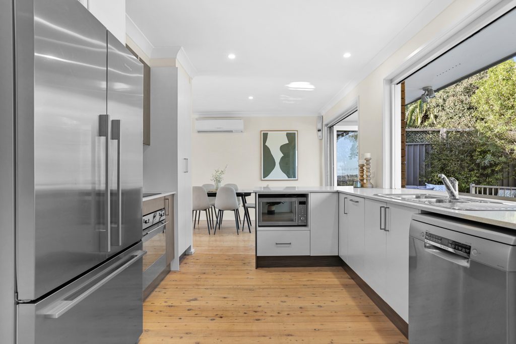 24 Caledonian Avenue, Winston Hills NSW 2153 - photo 5