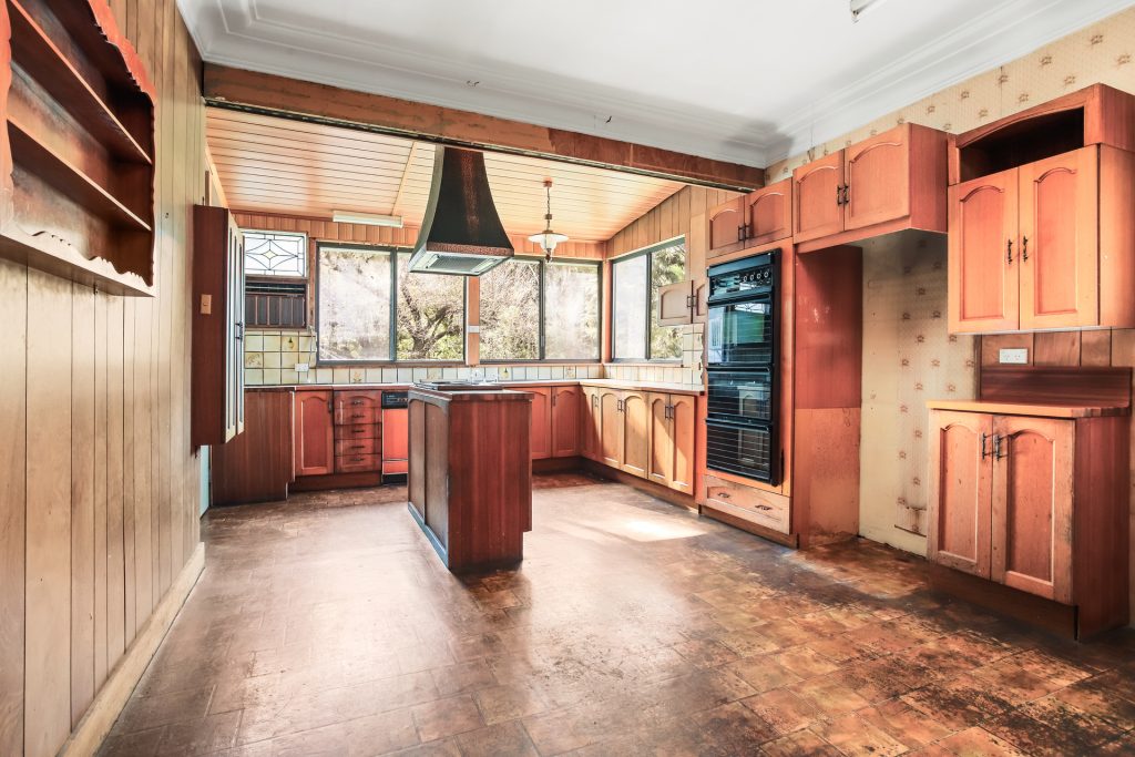 7 Calla Grove, Pendle Hill NSW 2145 - photo 4