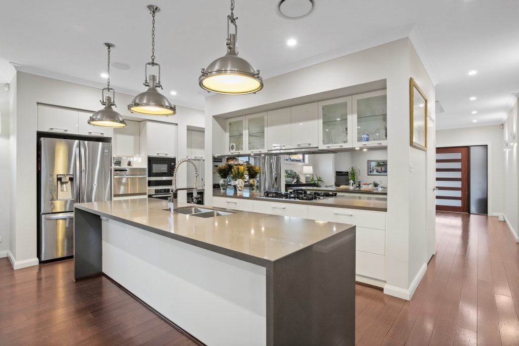 52 Hampton Crescent, Prospect NSW 2148 - photo 5