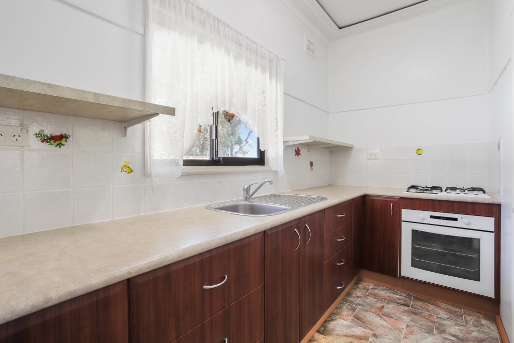 18 Kimberley Street, Merrylands NSW 2160 - photo 4