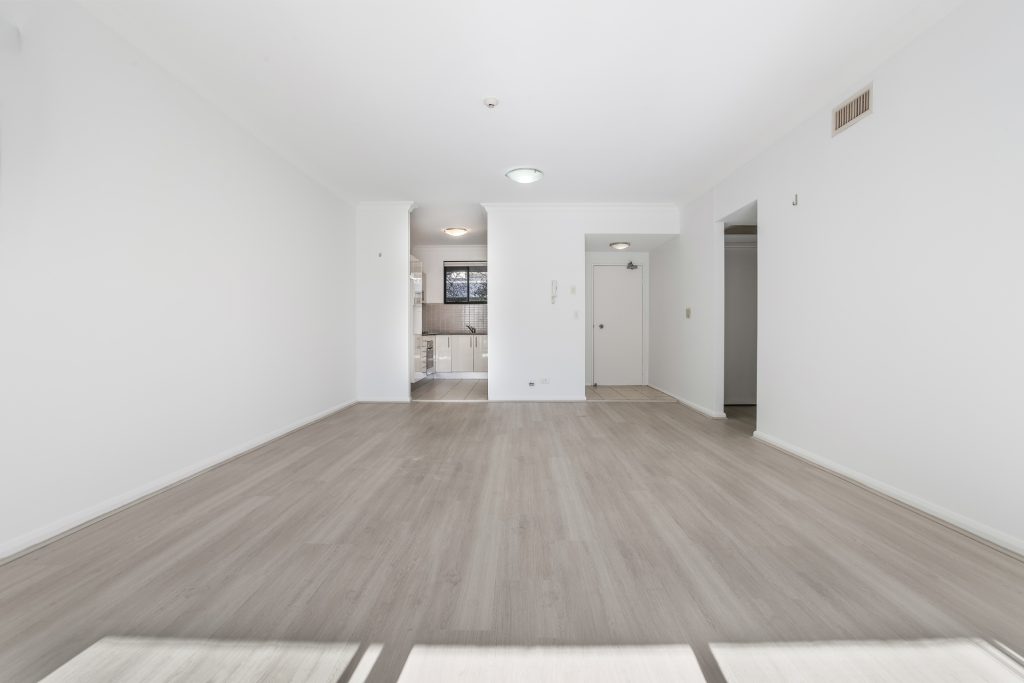 18/32-34 Mons Road, Westmead NSW 2145 - photo 2