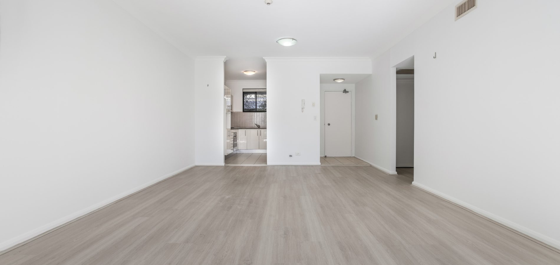 18/32-34 Mons Road, Westmead NSW 2145 - photo 2