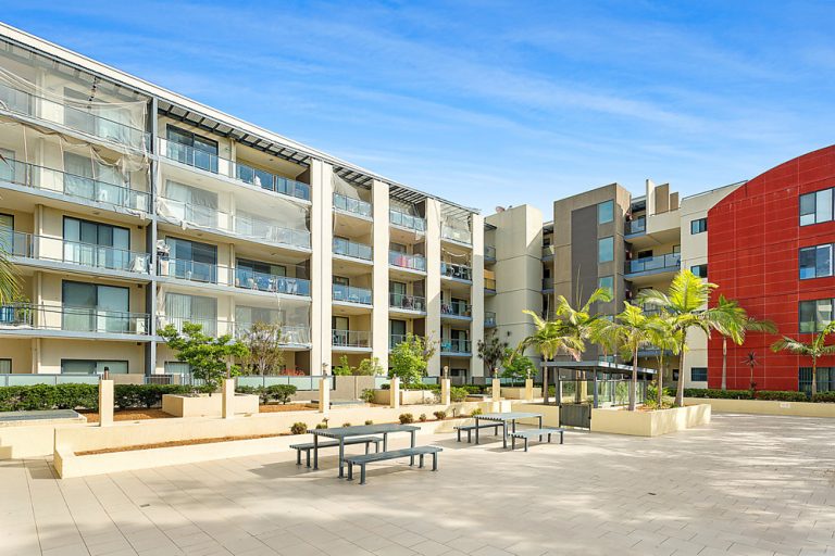 18/32-34 Mons Road, Westmead
