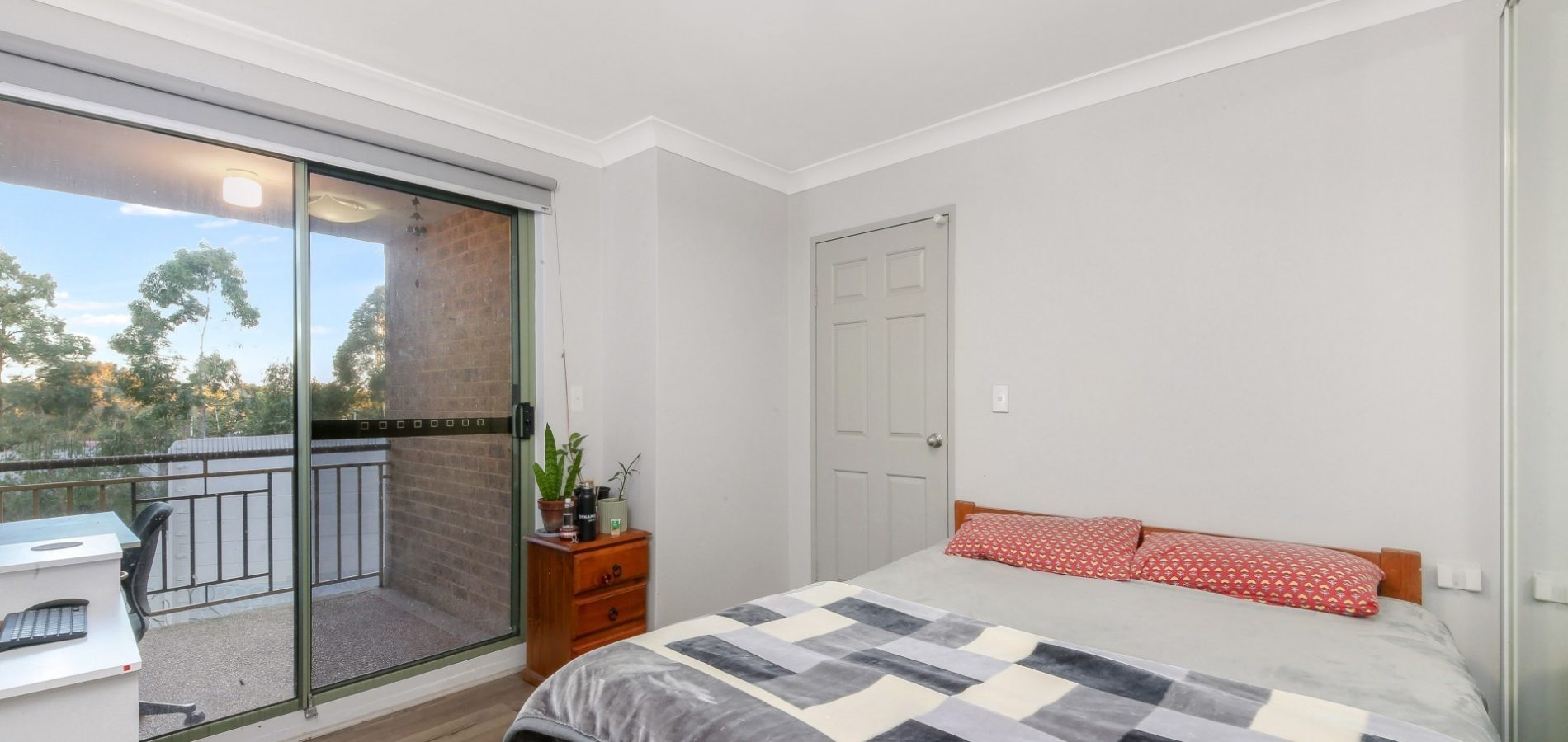 4/3-7 Crown Street, Granville NSW 2142 - photo 6