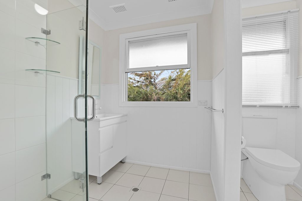 98 Lanhams Road, Winston Hills NSW 2153 - photo 12