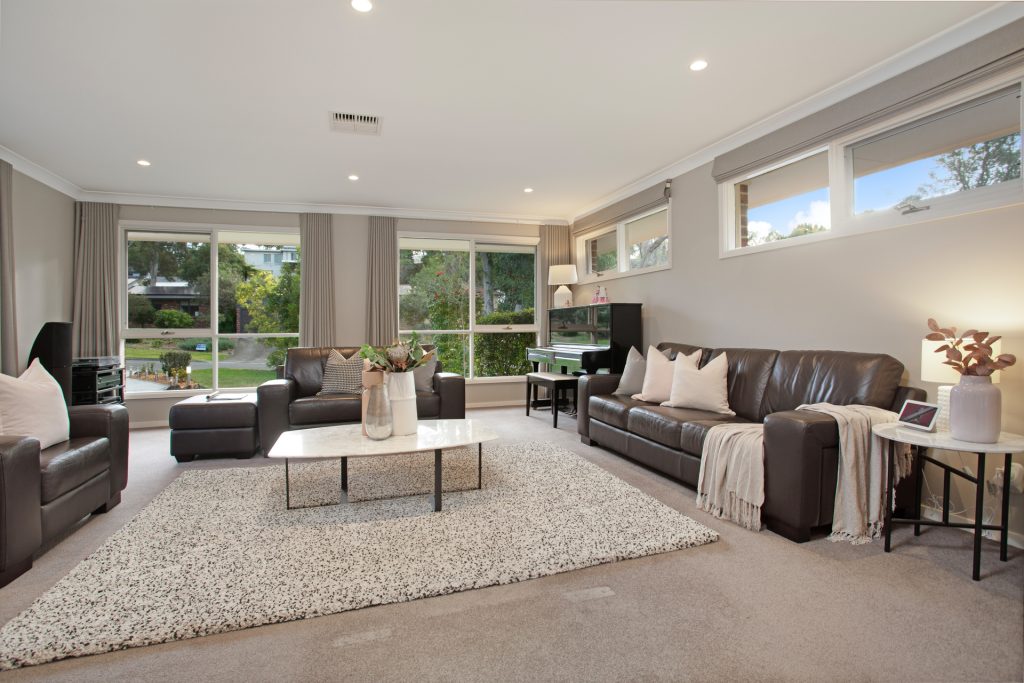 5 Raine Avenue, North Rocks NSW 2151 - photo 2