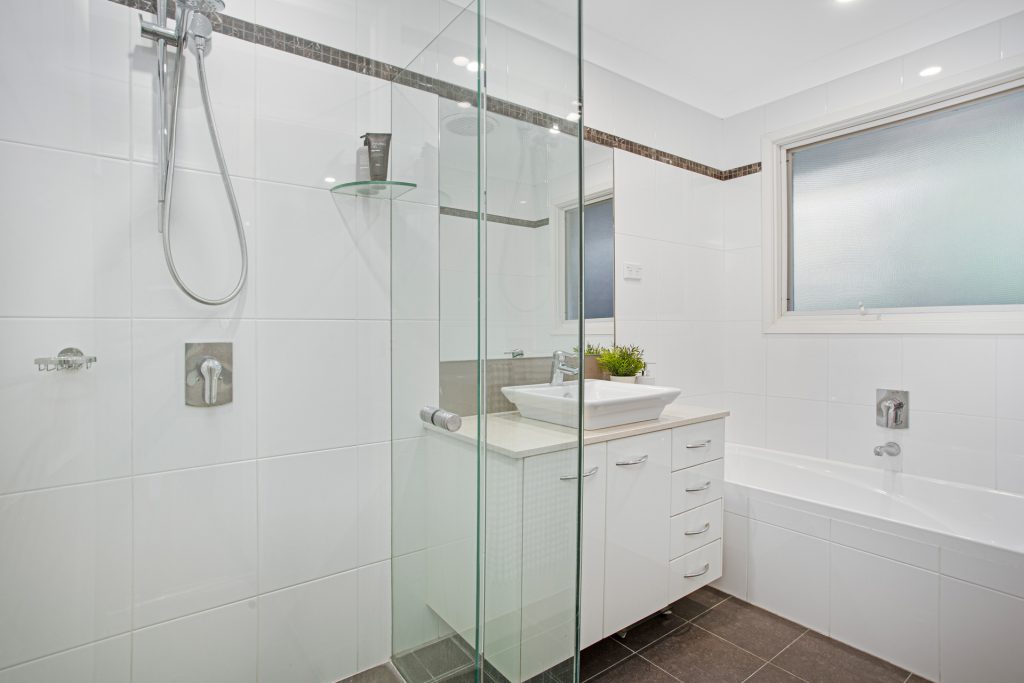 5 Raine Avenue, North Rocks NSW 2151 - photo 11