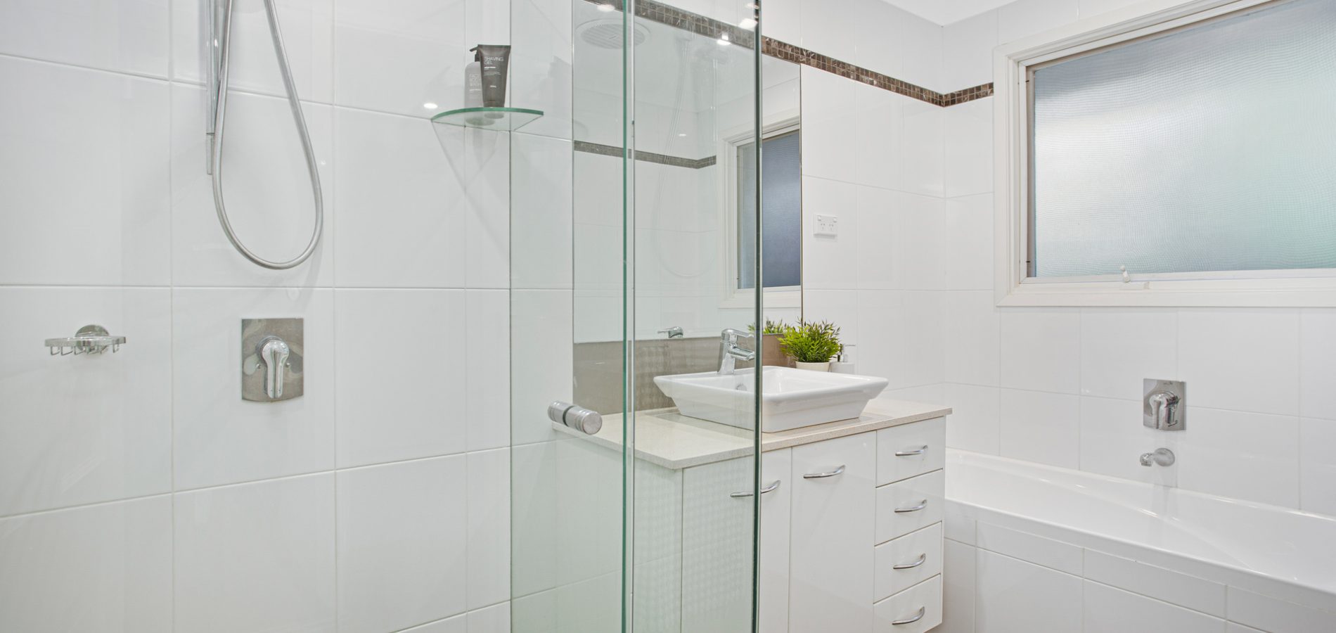 5 Raine Avenue, North Rocks NSW 2151 - photo 11