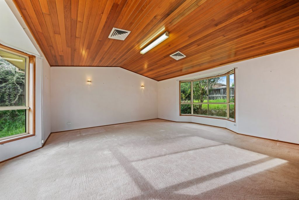 Sold - 53 Bricketwood Drive - New Property in Woodcroft - Real Estate by Peter Sutherland