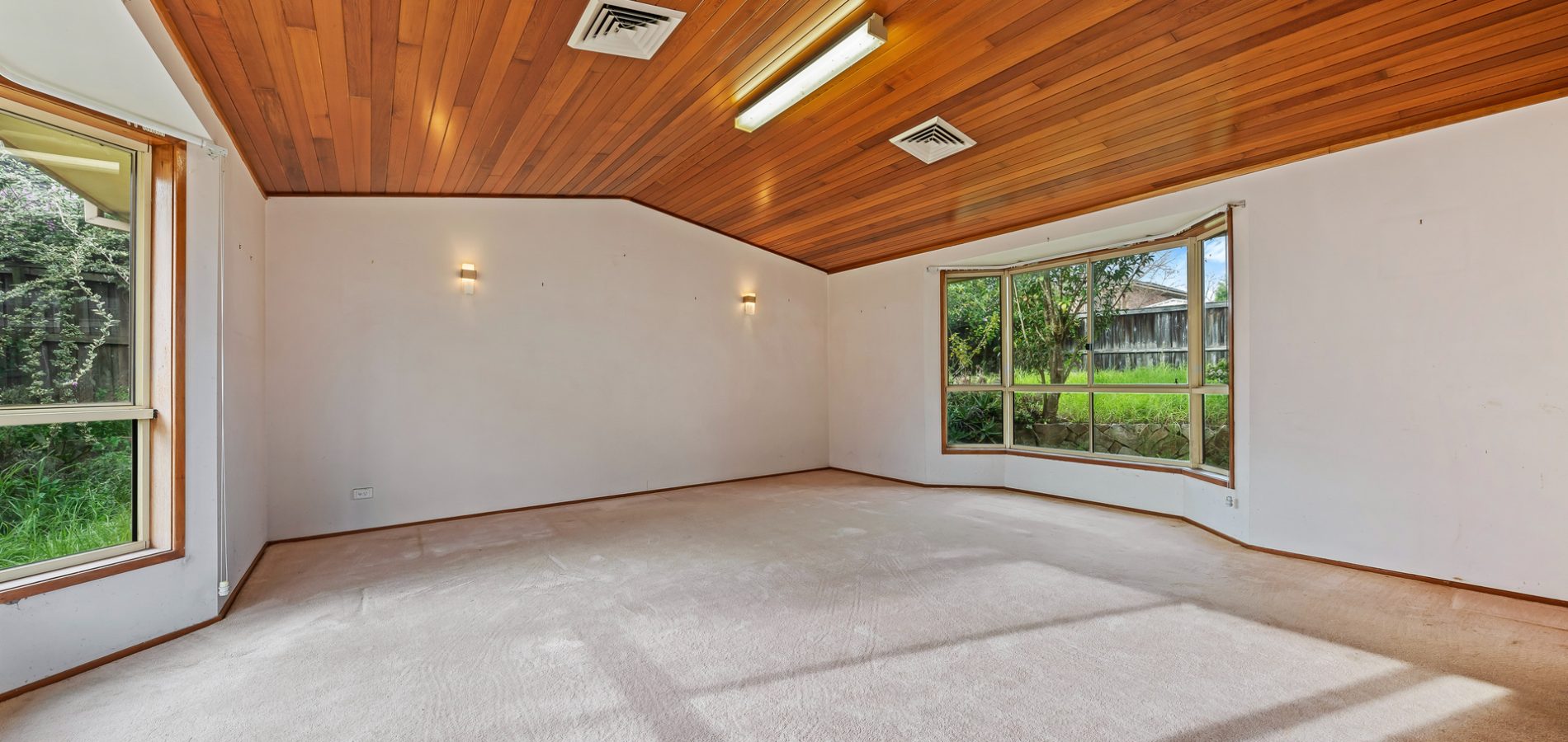 Sold - 53 Bricketwood Drive - New Property in Woodcroft - Real Estate by Peter Sutherland