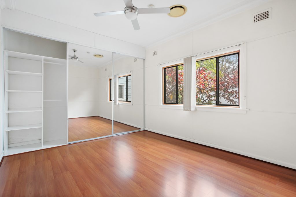 46 Carinya Road, Girraween NSW 2145 - photo 3