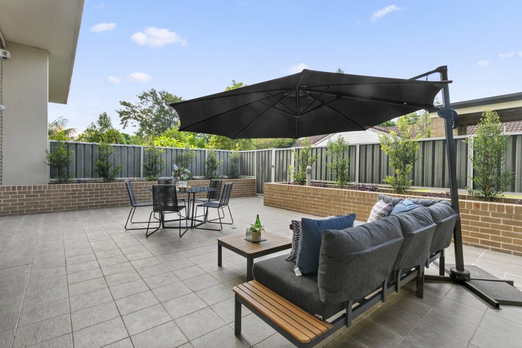 2/5 Sherwin Avenue, Castle Hill NSW 2154 - photo 2