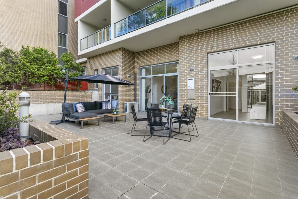 2/5 Sherwin Avenue, Castle Hill NSW 2154 - photo 11