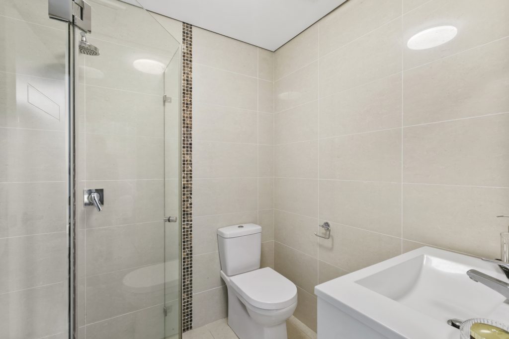 2/5 Sherwin Avenue, Castle Hill NSW 2154 - photo 10