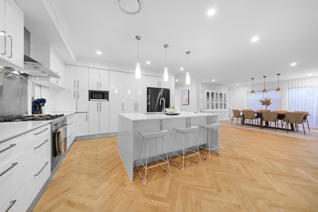 10 Philippa Court, Kellyville NSW 2155 - photo 2