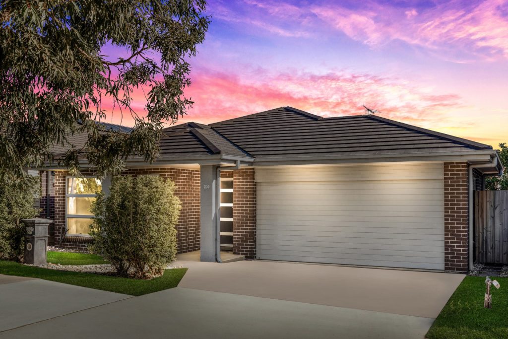 200 Ridgeline Drive, The Ponds NSW 2769 - McGrath West Group