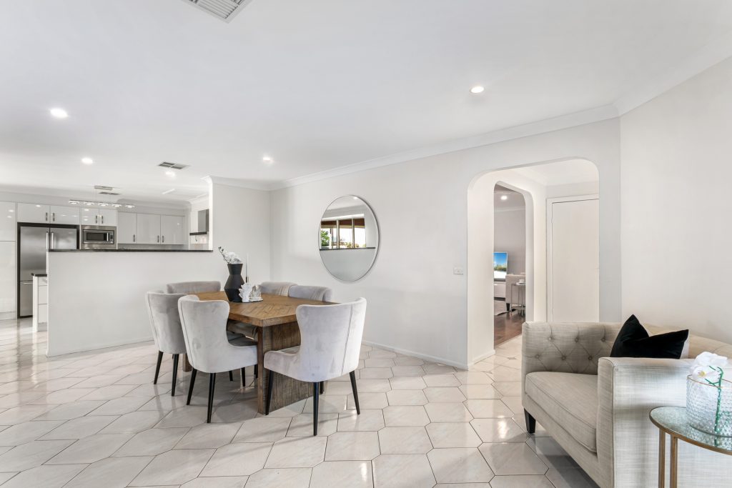 3 Merlin Court, Castle Hill NSW 2154 - photo 3