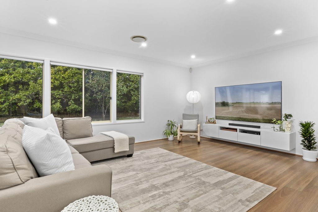 45 Kentwell Crescent, Stanhope Gardens NSW 2768 - photo 5