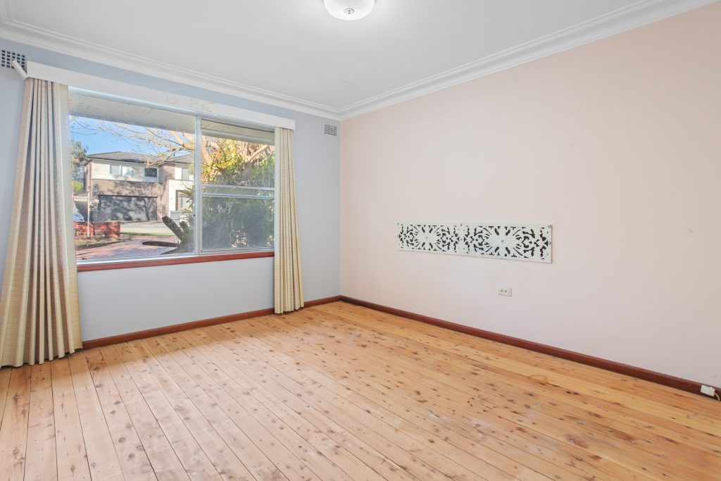 10 Allambie Avenue, Northmead NSW 2152 - photo 18
