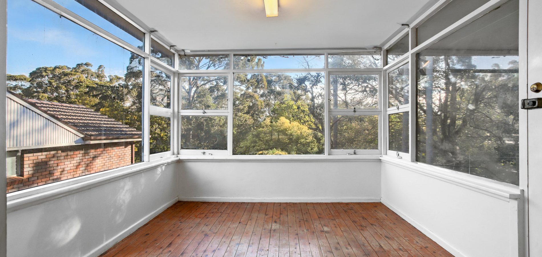 10 Allambie Avenue, Northmead NSW 2152 - photo 5
