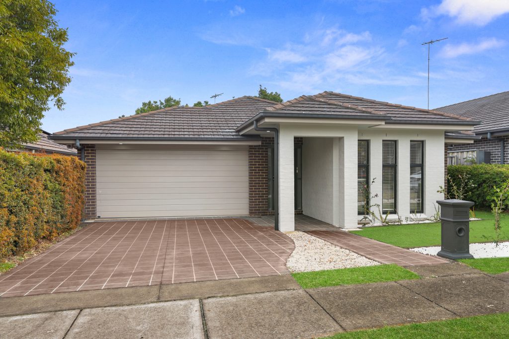 12 Emancipation Street, Bungarribee NSW 2767 - photo 2