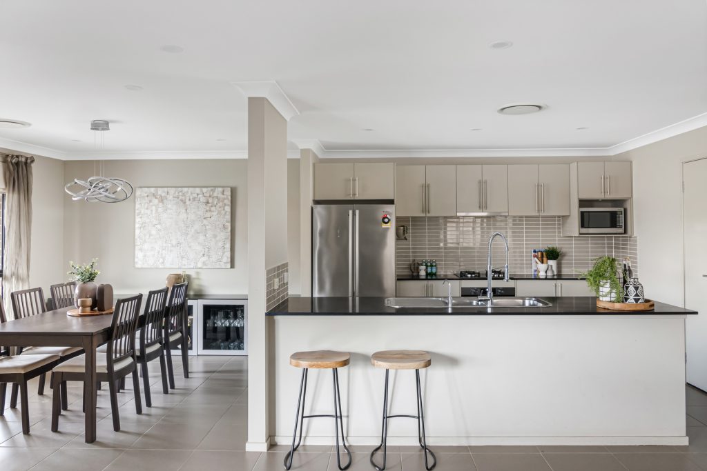 25 Paringa Drive, The Ponds NSW 2769 - photo 6