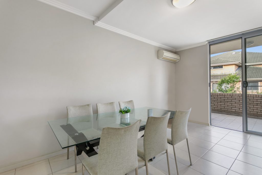 18/5 Sherwin Avenue, Castle Hill NSW 2154 - photo 4