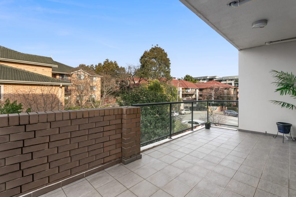 18/5 Sherwin Avenue, Castle Hill NSW 2154 - photo 9