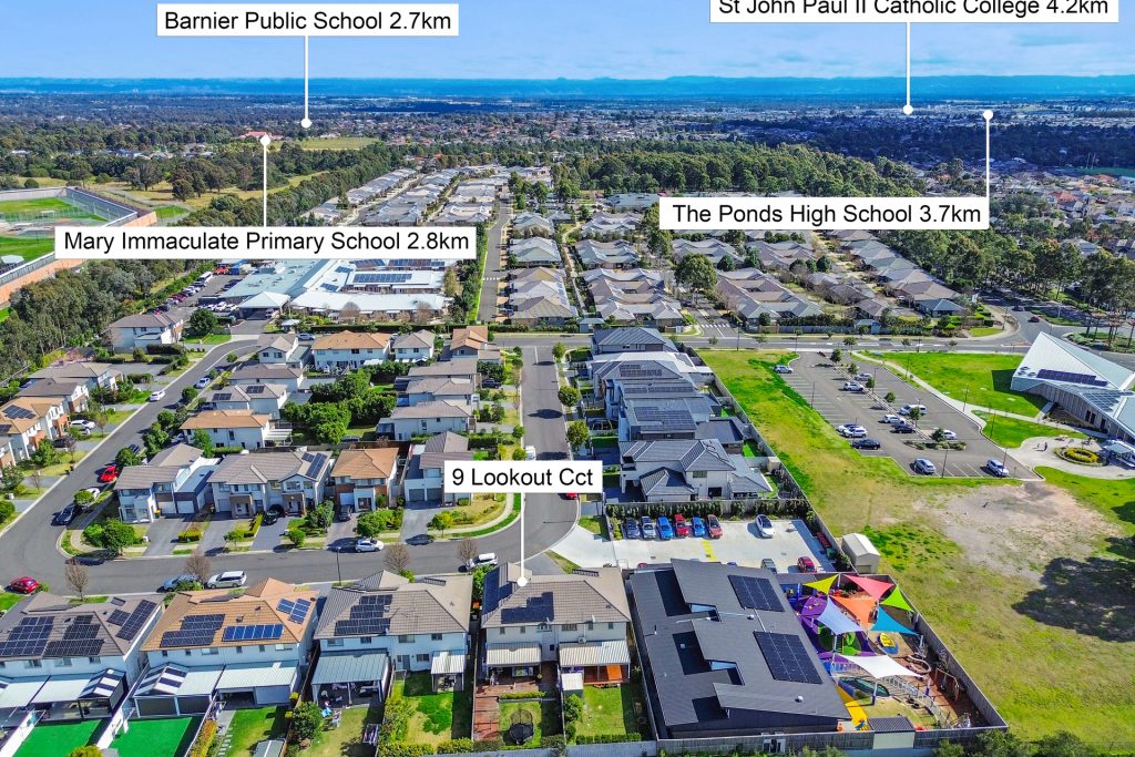 9 Lookout Circuit, Stanhope Gardens NSW 2768 - photo 14