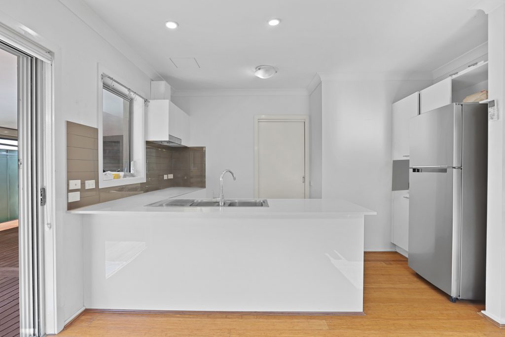 9 Lookout Circuit, Stanhope Gardens NSW 2768 - photo 4