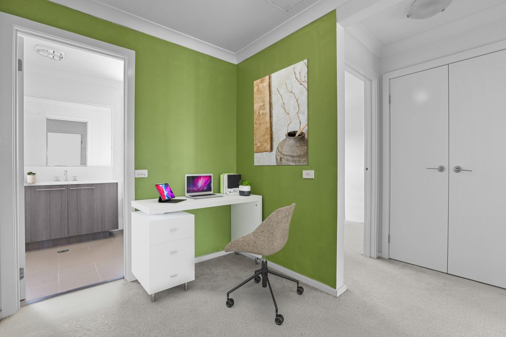 9 Lookout Circuit, Stanhope Gardens NSW 2768 - photo 6