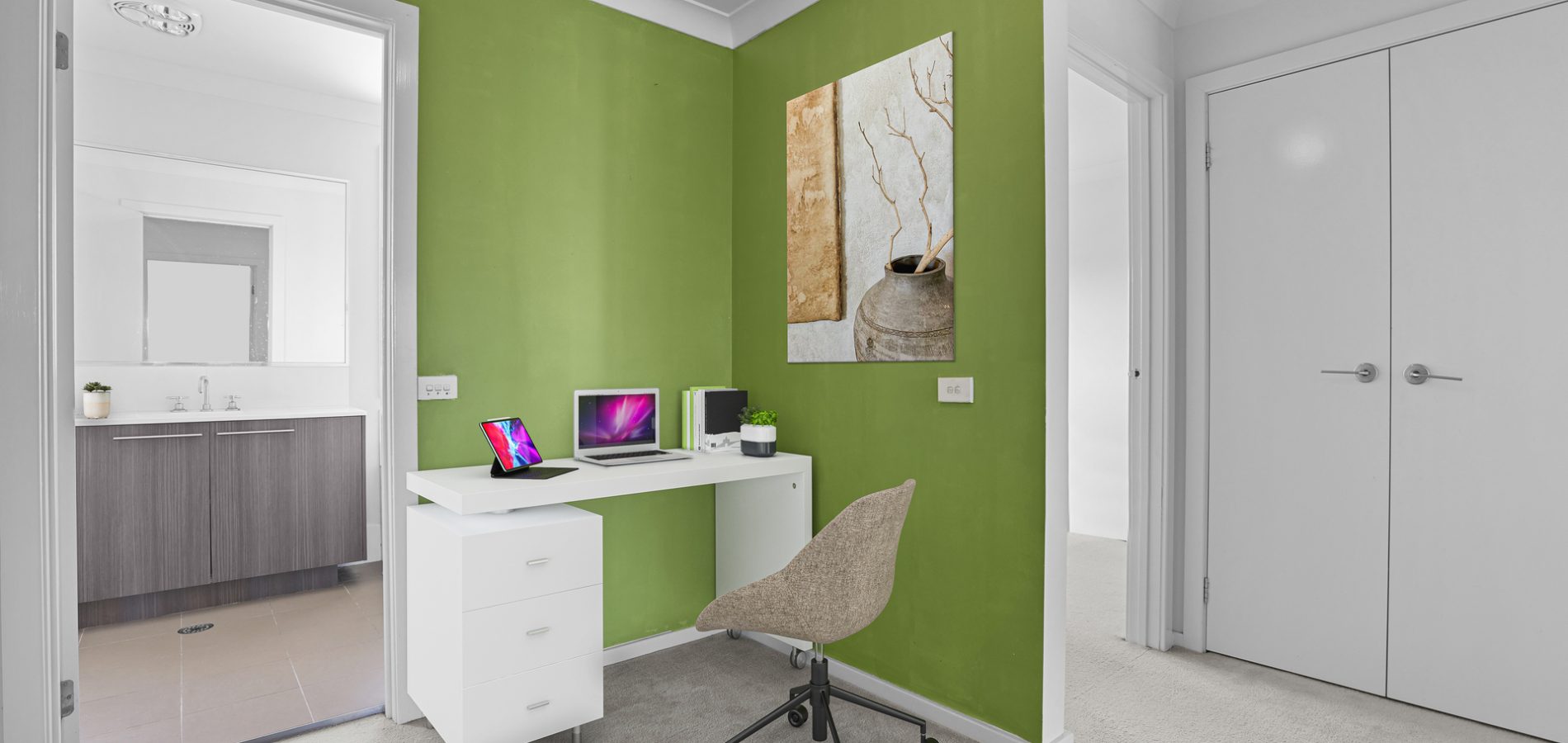 9 Lookout Circuit, Stanhope Gardens NSW 2768 - photo 6