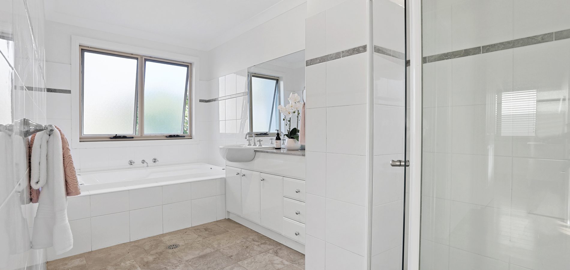 32 Linden Way, Bella Vista NSW 2153 - photo 18