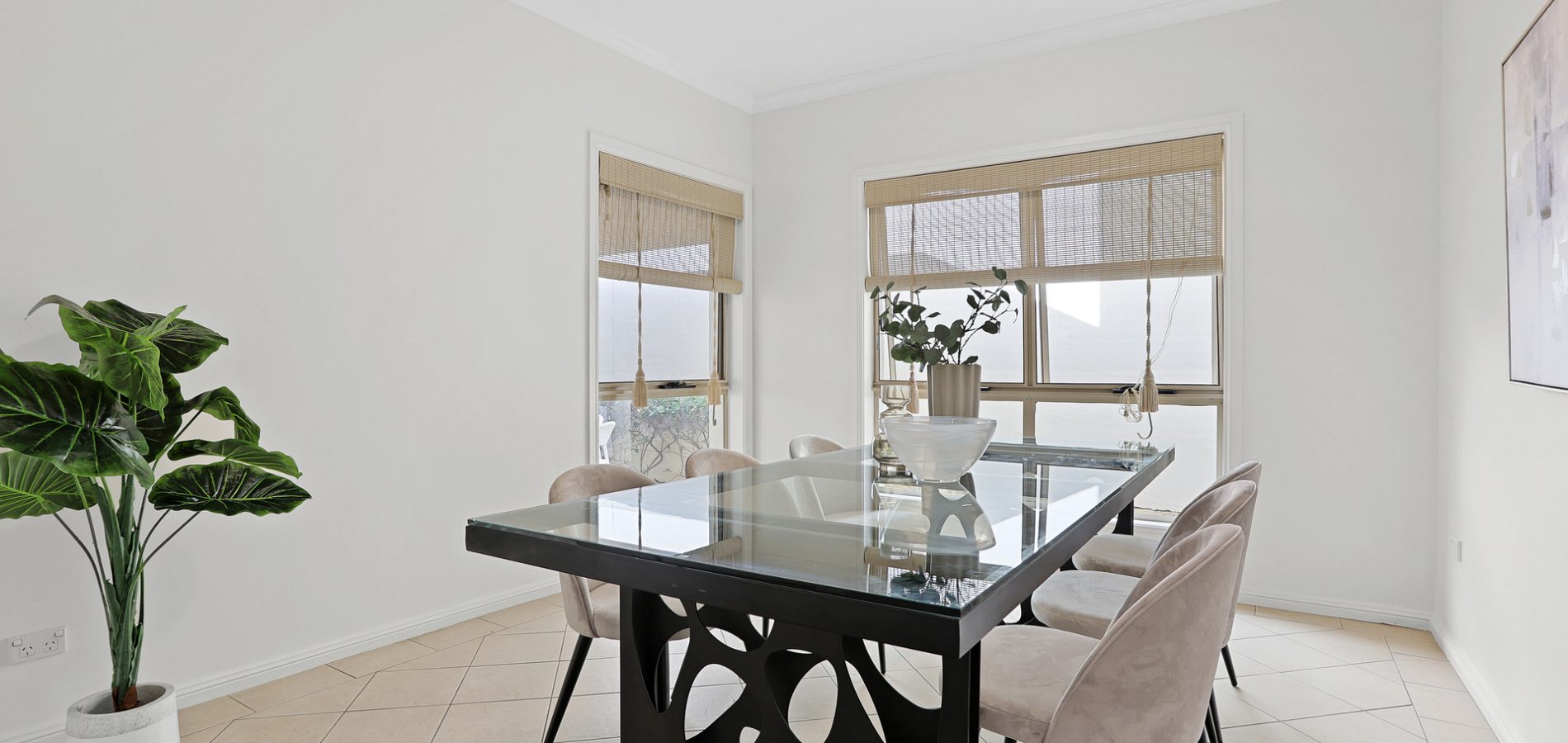 32 Linden Way, Bella Vista NSW 2153 - photo 4