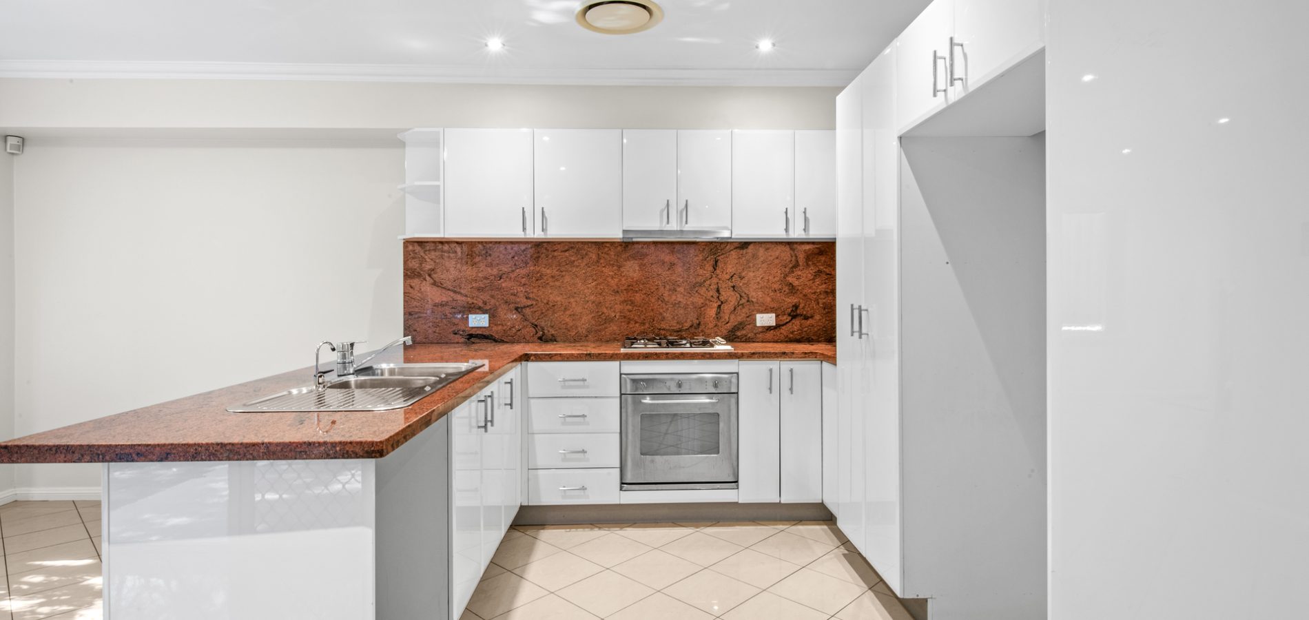 116 Harrington Avenue, Castle Hill NSW 2154 - photo 2