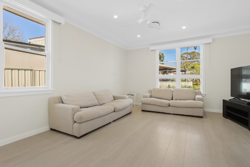 11 Sturt Street, Lalor Park NSW 2147 - photo 3
