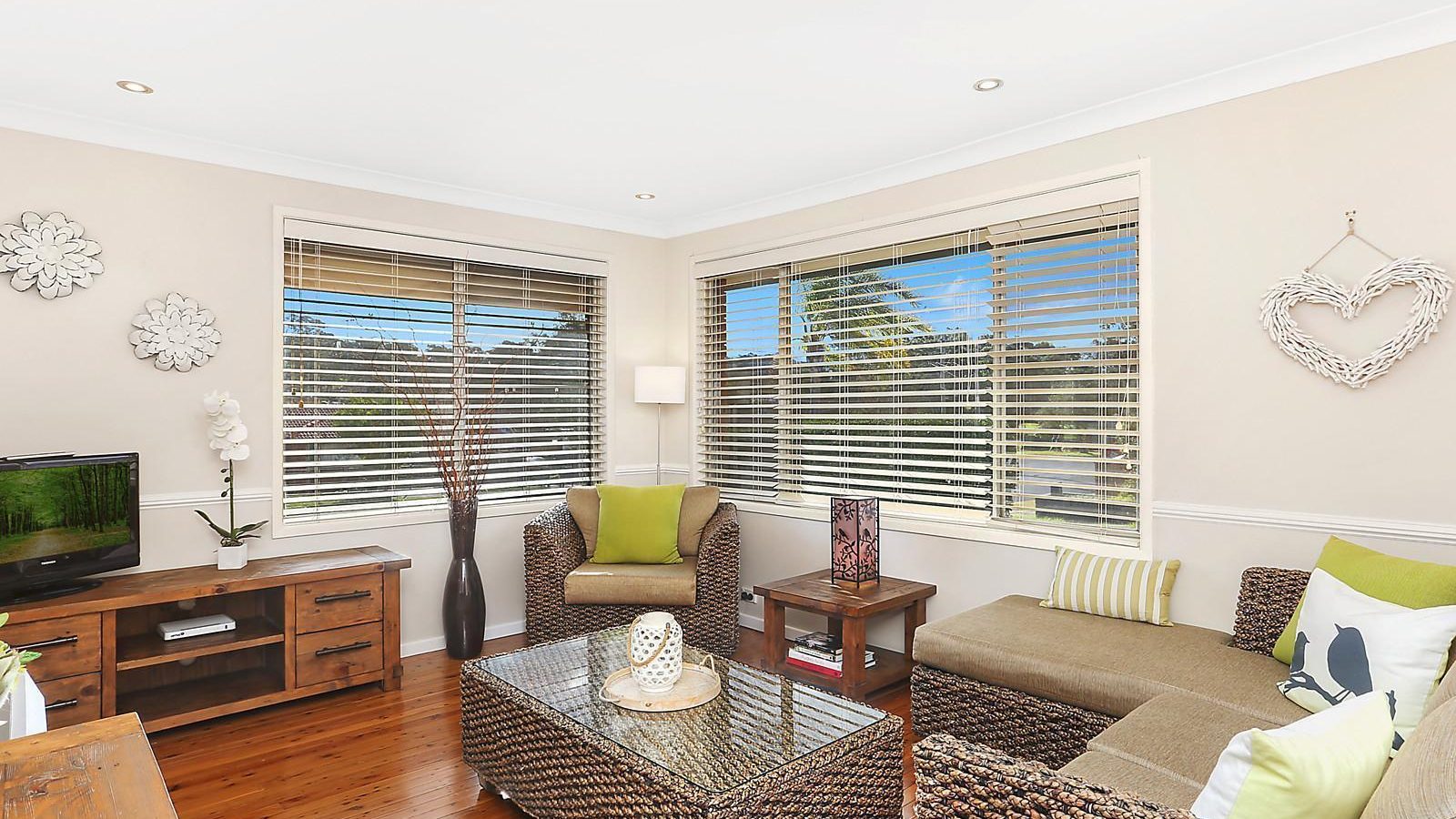 5 Nile Avenue, Seven Hills NSW 2147 - photo 2
