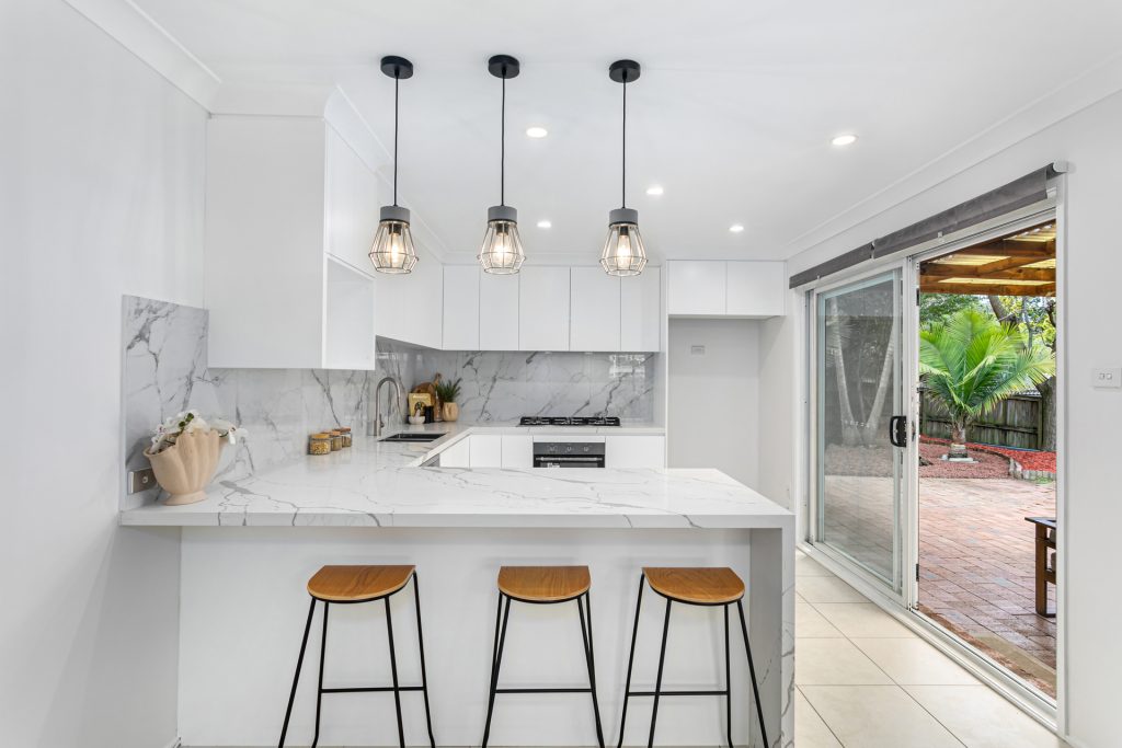 24 Lincoln Place, Castle Hill NSW 2154 - photo 2