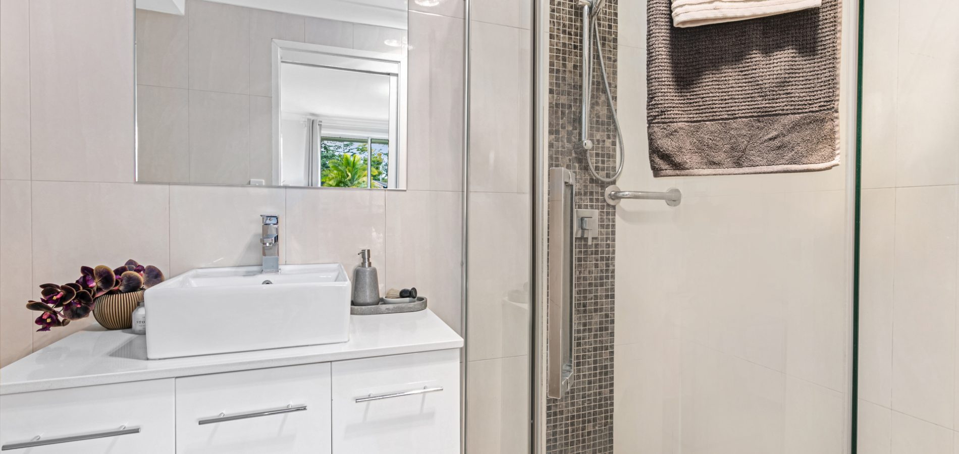 24 Lincoln Place, Castle Hill NSW 2154 - photo 13
