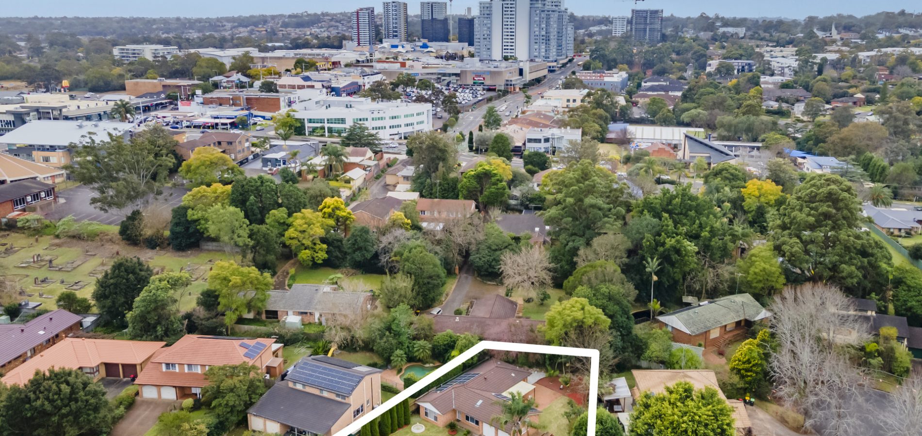 24 Lincoln Place, Castle Hill NSW 2154 - photo 15