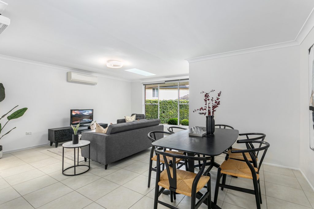 24 Lincoln Place, Castle Hill NSW 2154 - photo 7